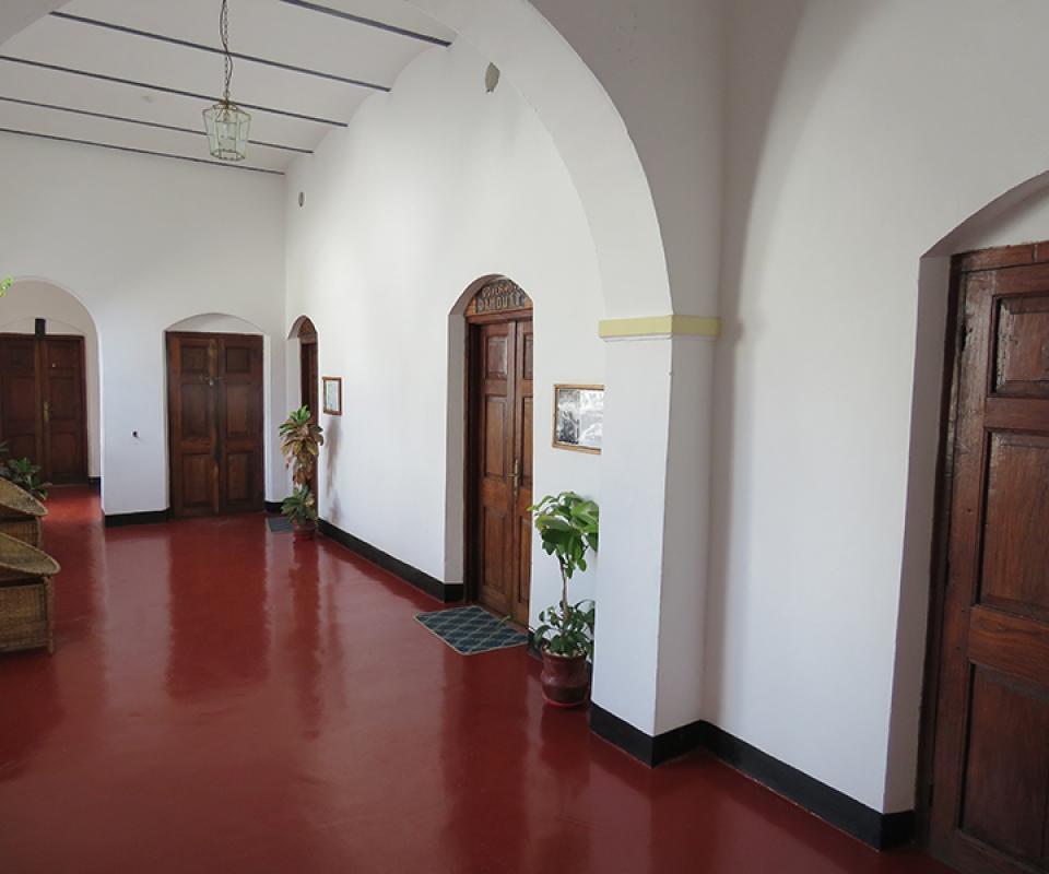The Old Boma Hotel ムトワラ エクステリア 写真